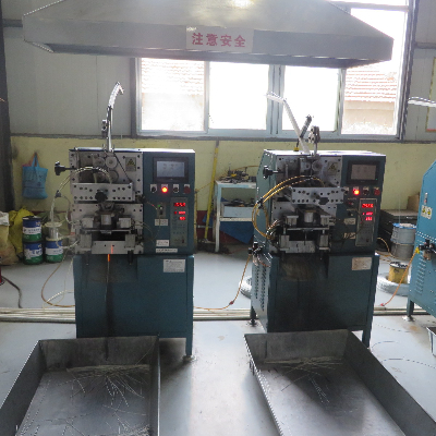 cắt dây wire cutting